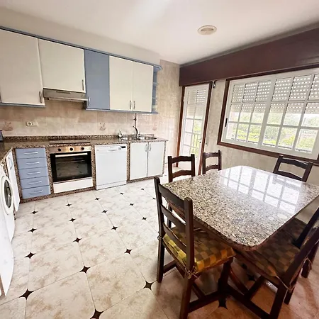 Piso En Casa Montalvo , Apartamento Sanxenxo